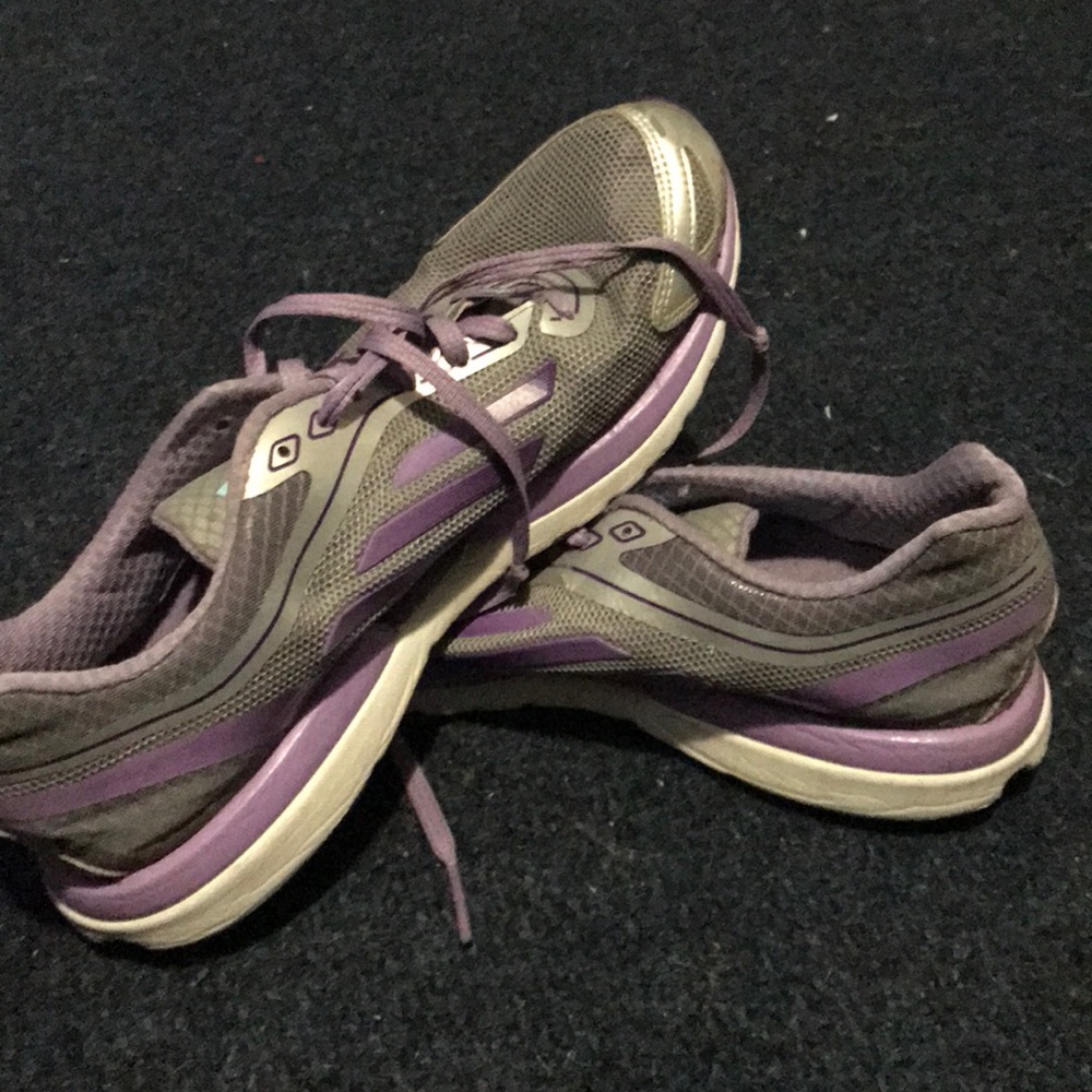 8.5 workout sneakers